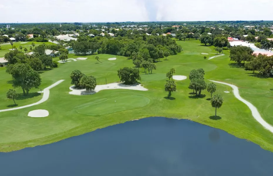 Seminole Lake Country Club
